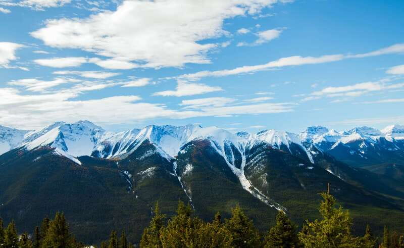 From Banff/Canmore: Deep 1 Day Tour in Banff National Park - Surprise Corner earns its name quickly