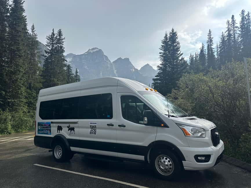 From Banff/Canmore: Moraine Lake, Lake Louise 1.5 hrs Each - Who should book this experience?
