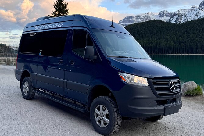 From Banff: Hassle-free Private Transfer to Calgary YYC Airport - The 90 to 120 minute road trip to YYC