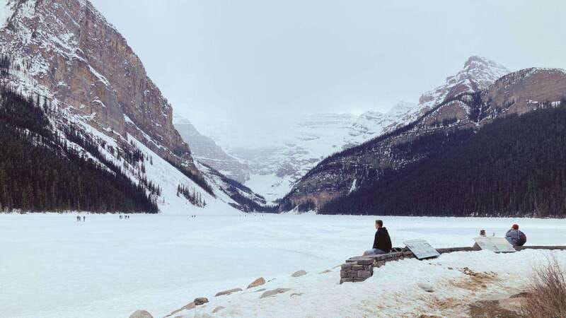 From Banff: Lake Louise and Moraine Lake Sightseeing Tour - Who should choose this outing