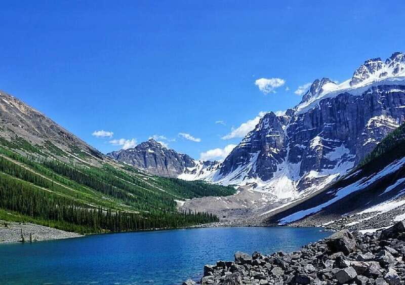 From Banff: Louise & Moraine Lake Guided Hiking Day Trip - Lunch beside the two lakes