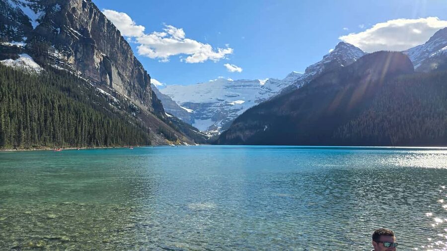 From Calgary/Banff: Moraine Lake & Lake Louise Half-Day Tour - What the guides add