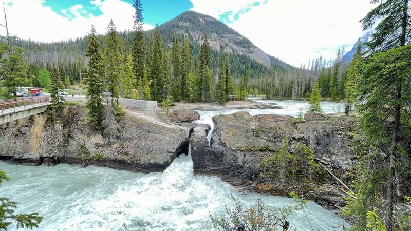 From Calgary: Banff & Yoho National Parks Private Day Tour - Banff town and the mountain setting