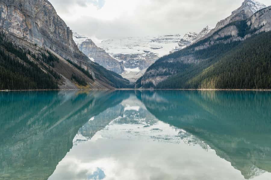 From Calgary: Private Banff National Park Day Trip - Starting with Banff town and Bow Falls
