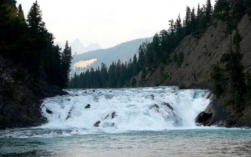 From Calgary: Private Lake Louise and Banff Day Trip - Two hours in Banff town