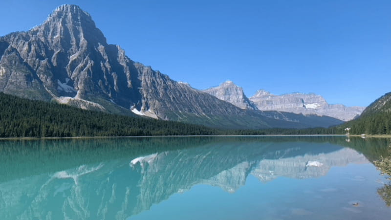 From Canmore/Banff: Icefields Parkway Experience - Bow Lake gives you the first big view