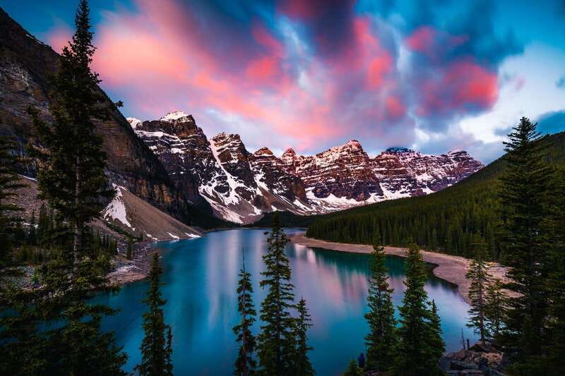 From Canmore/Banff: Moraine Lake Sunrise & Lake Louise Tour - At a glance
