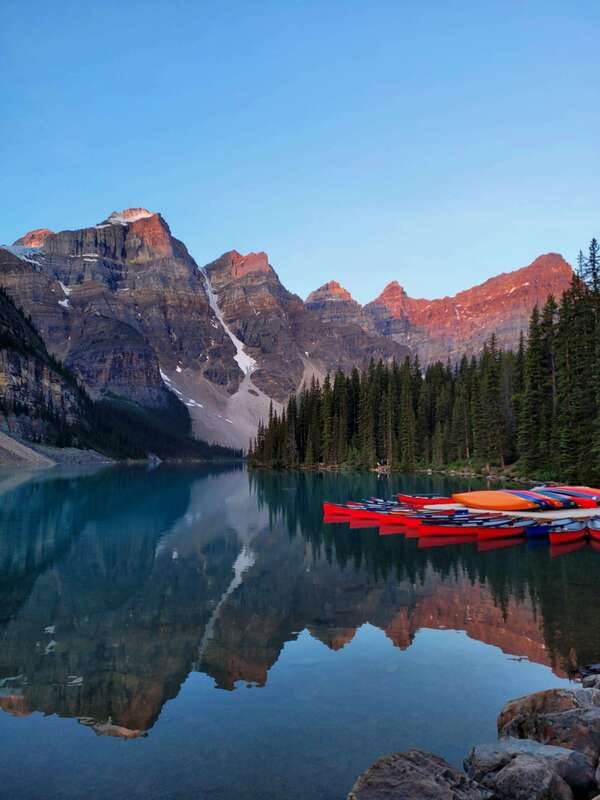 From Canmore/Banff: Moraine Lake Sunrise & Lake Louise Tour - Weather, cancellations, and what to pack