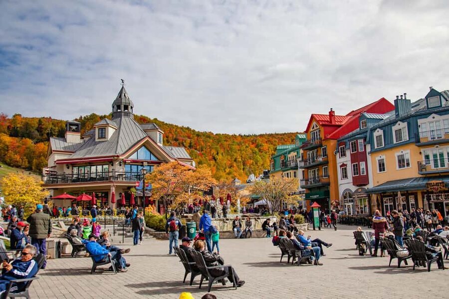 From Montréal: Mont-Tremblant 1-Day Tour - Saint-Sauveur and the change of pace