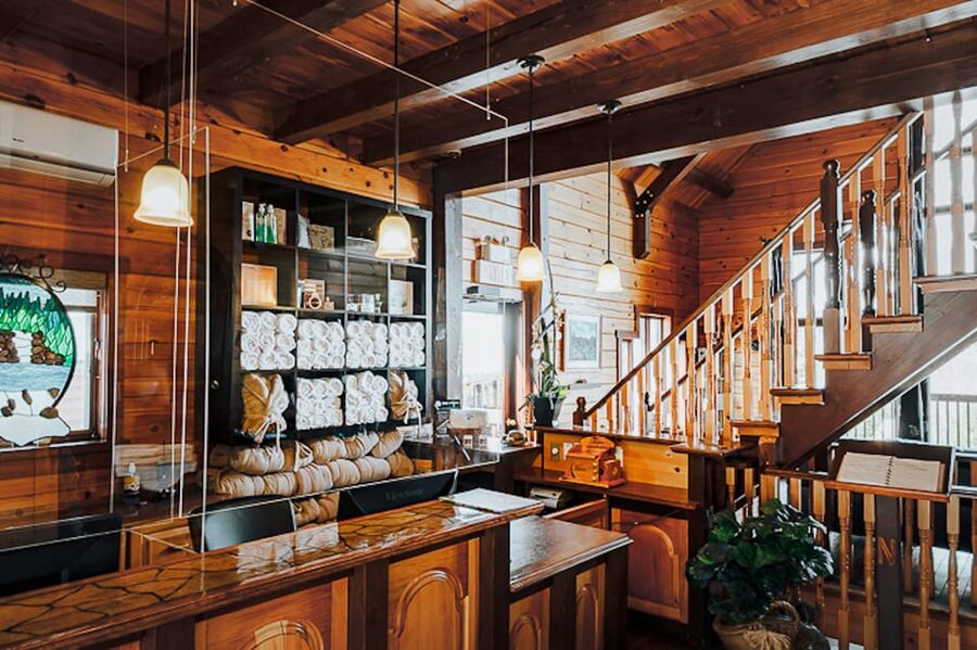 From Montreal: Natur'Eau Spa Day Trip with Admission Ticket - Indoor heat, steam, scent, and quiet