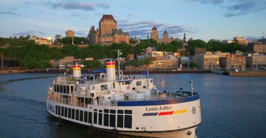 From Montréal: Québec City, River Cruise & Montmorency Falls - The St. Lawrence cruise: Québec City from the water