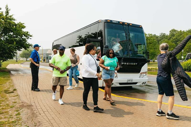 From Toronto: Niagara Falls + Winery, Cruise, & Lunch Option - The guides shape the experience