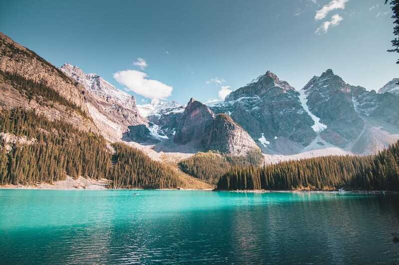 From Vancouver:4-Day Columbia Icefield & Banff National Park - What the $922 price includes
