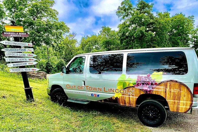 Full-Day Group Wine Tour (with cheese and charcuterie) in Niagara-on-the-Lake - Between the Lines pairs wine with food