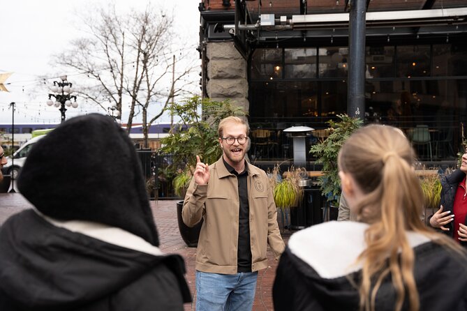 Gratuity-Based Vancouver City Highlights 3 Hour Walking Tour - The Public Library offers a needed pause