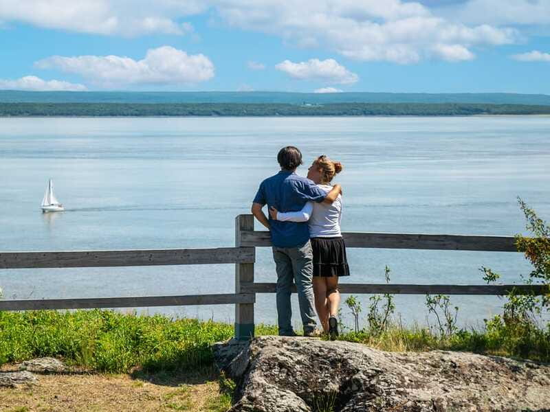 Grosse-Île: Irish Immigrant Memorial Cruise & Tour - Planning the day, from parking to lunch
