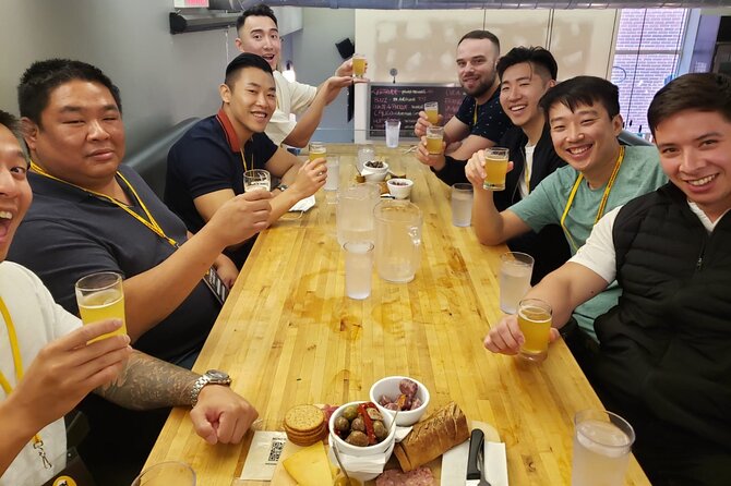 Guided Happy Hour Brew Tour in Montreal with Dinner - The guide makes the difference