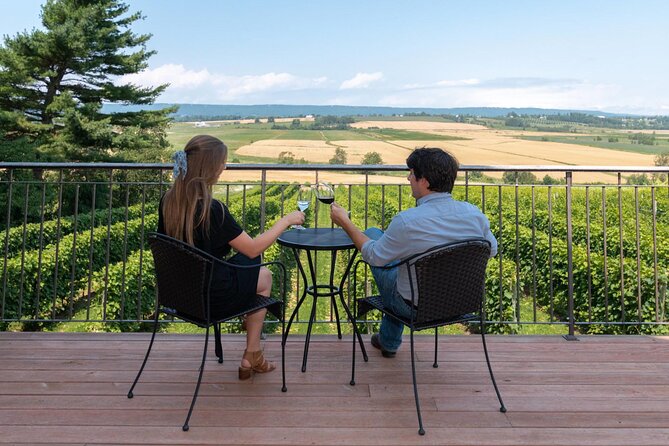 Half-Day Small-Group Tour of Annapolis Valley - Hall’s Harbour and a practical seafood stop