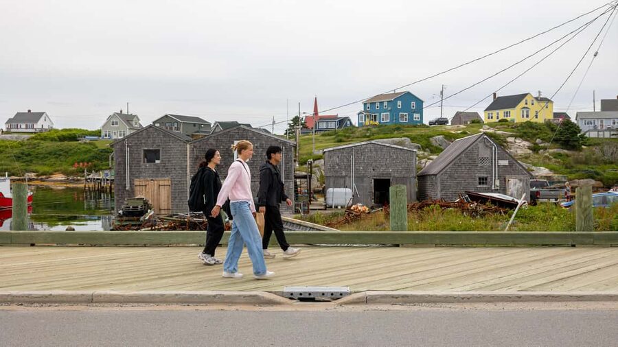 Halifax Guided Driving Tour with Sunset at Peggy’s Cove - Why this sunset trip works so well
