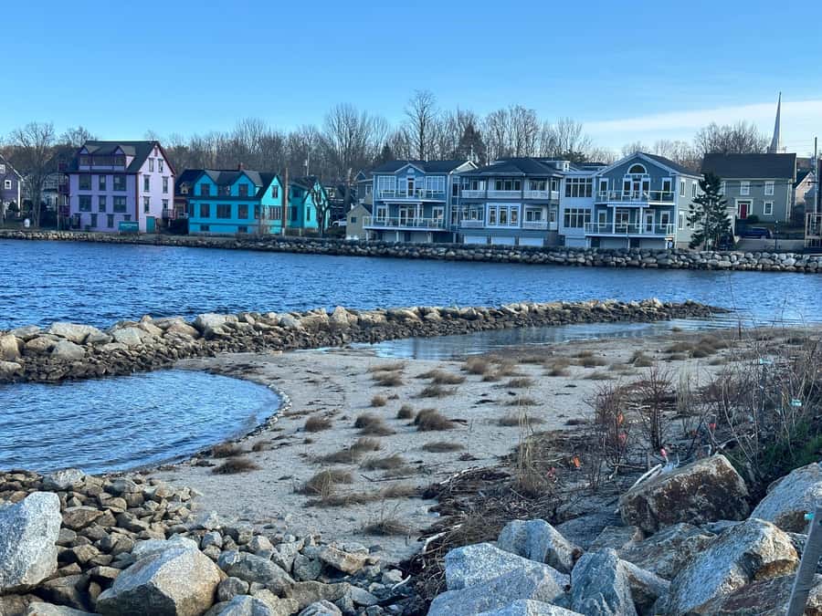 Halifax: Lunenburg and Mahone Bay Private Tour - Who gets the best value from the $336 price