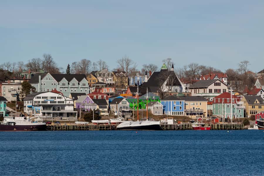 Halifax: Lunenburg and Mahone Bay Private Tour - Leaving Halifax in a private vehicle