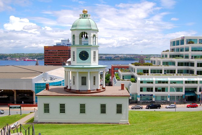 Halifax Premium Tour: Peggy's Cove, Citadel & Titanic Cemetery - Peggy’s Cove brings the biggest reward
