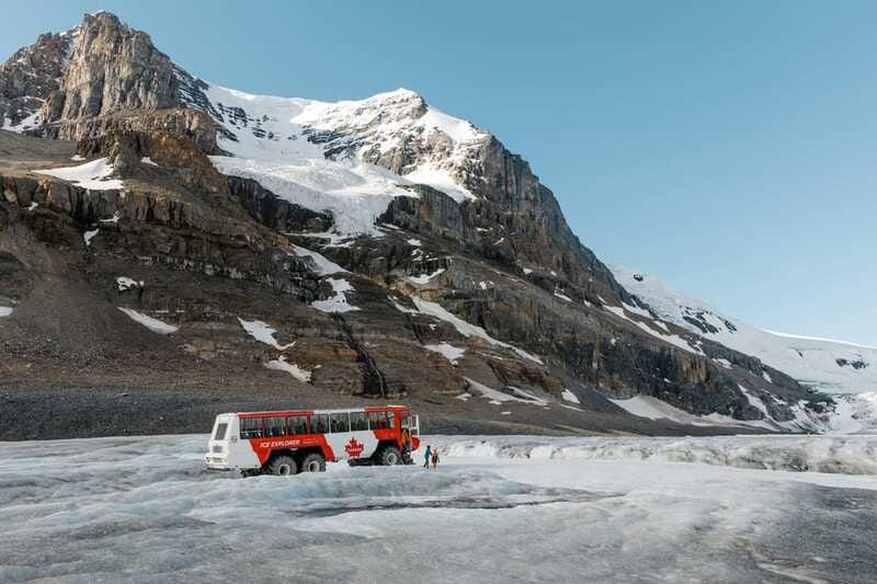 Icefield: Bow Lake, Columbia Icefield, Peyto Lake Day Tour - Clothing, weather, and simple ways to prepare