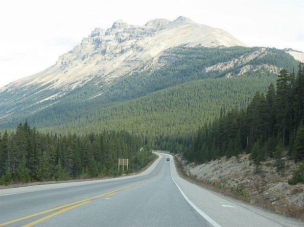 Icefields Parkway and Ice Bubbles of Abraham Lake Adventure - Key points at a glance