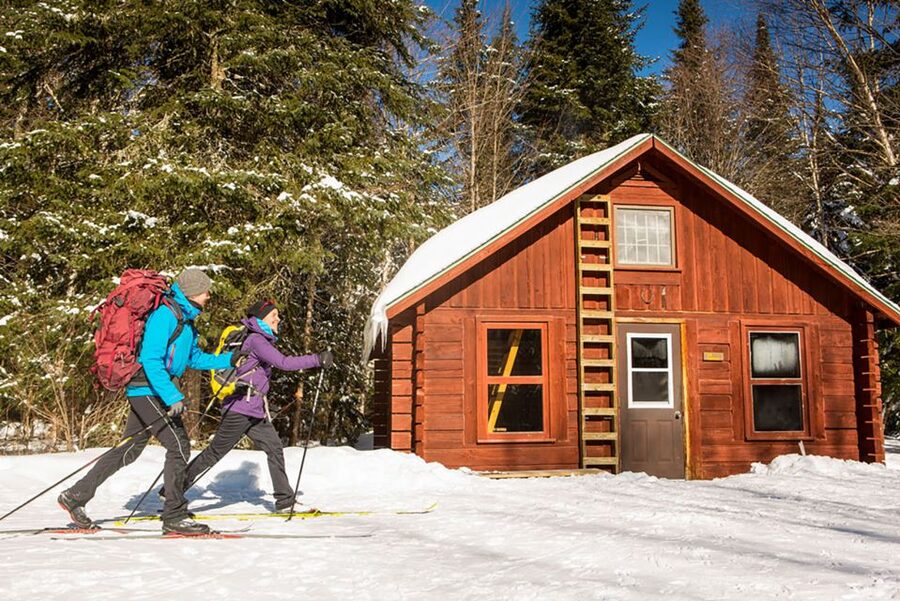 Jacques-Cartier National Park: Skiing Excursion - Getting ready at the national park lodge