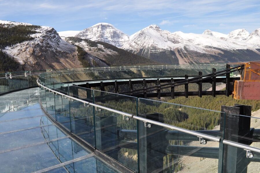 Jasper: Columbia Icefield Skywalk and Ice Explorer Ticket - The shuttle to the Columbia Icefield Skywalk
