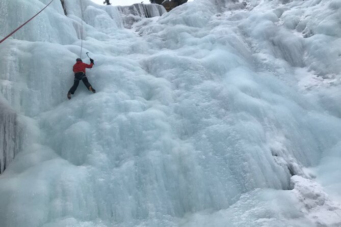 Jasper Ice Climbing Experience - What the climb feels like