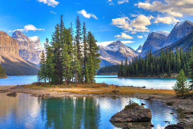 Jasper National Park 2-Day Tour: Maligne Lake & Columbia Icefield - Why this two-day route works