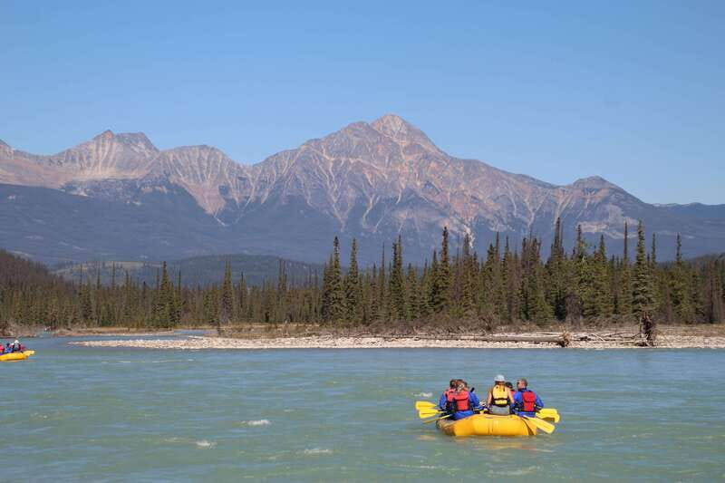 Jasper National Park: 2-Hour Whitewater Rafting - From Jasper to the river put-in