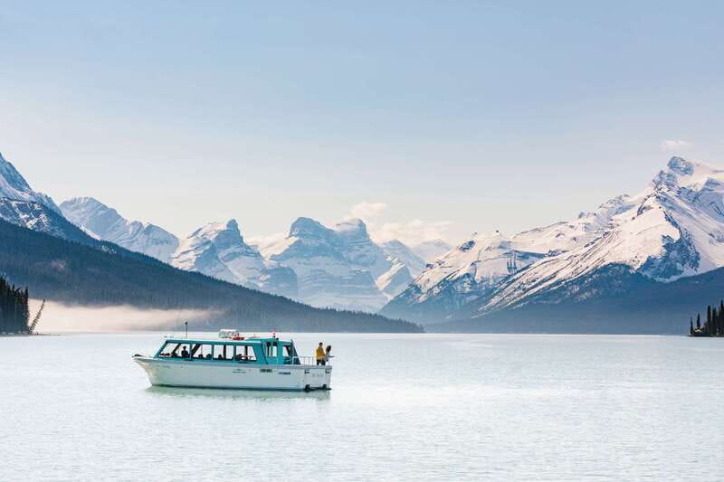 Jasper National Park: Maligne Lake Cruise With Guide - Boarding at Home Bay