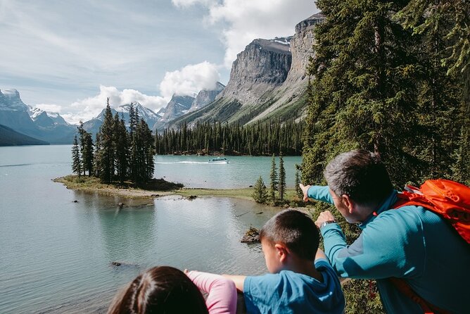 Jasper National Park Tour: Maligne Valley, Medicine Lake and Spirit Island - What the $154.71 price includes