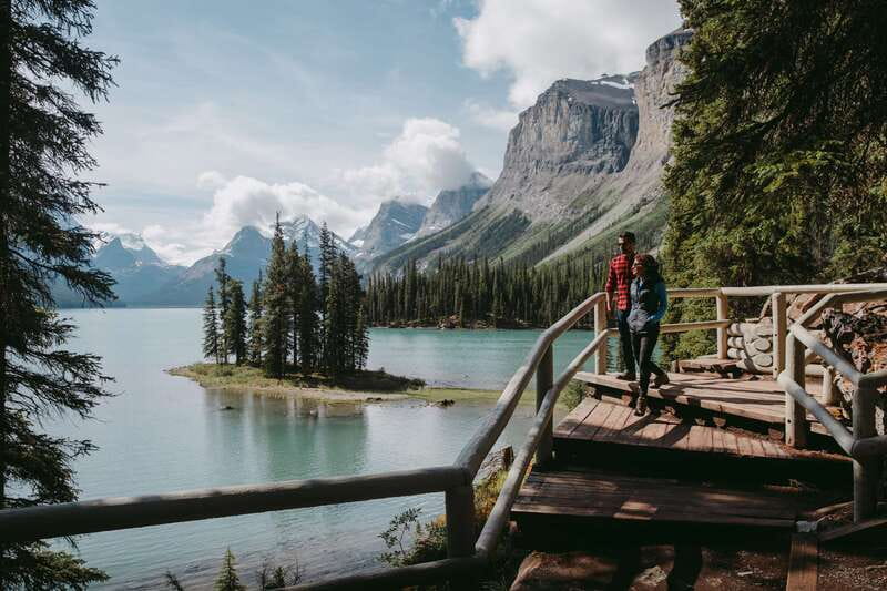 Jasper: Sightseeing Tour with Maligne Lake Cruise - Key points to know before booking