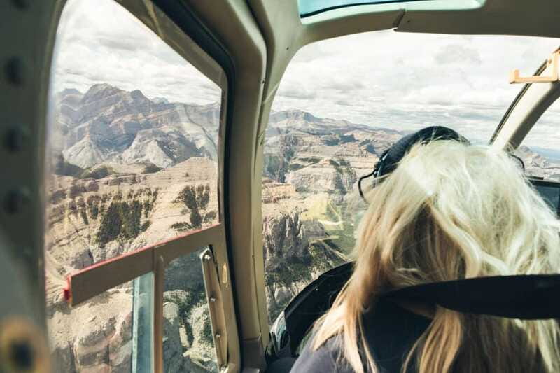 Kananaskis: 30-Minute Heli Tour of Minnewanka Lake and Banff - Peechee, Saddle Peak, and the turn through the valleys