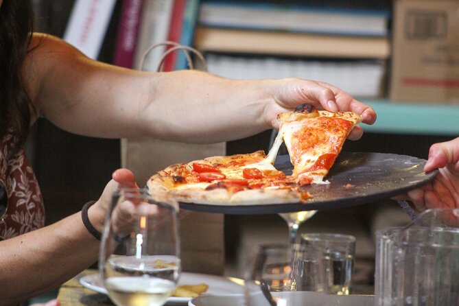 Kelowna: #1 Rated Walking Food Tour with 7 Tastings and 4 Drinks - Key details before you book