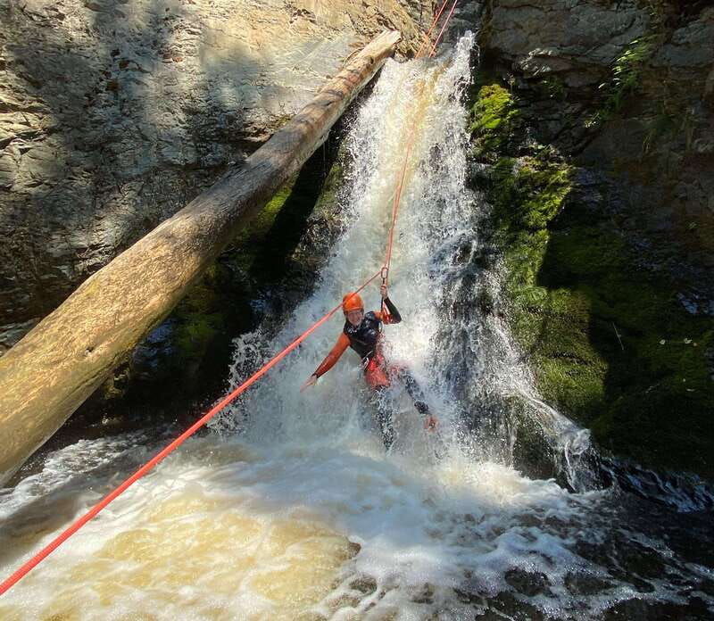 Kelowna: Adrenaline Canyoning Tour - Starting at Kelowna Fruit Stand and Coffee