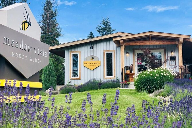 Kelowna E-Bike Bee Tour, Tastings, Organic Lunch & Audio Guide - From Bernard Avenue to Mission Creek