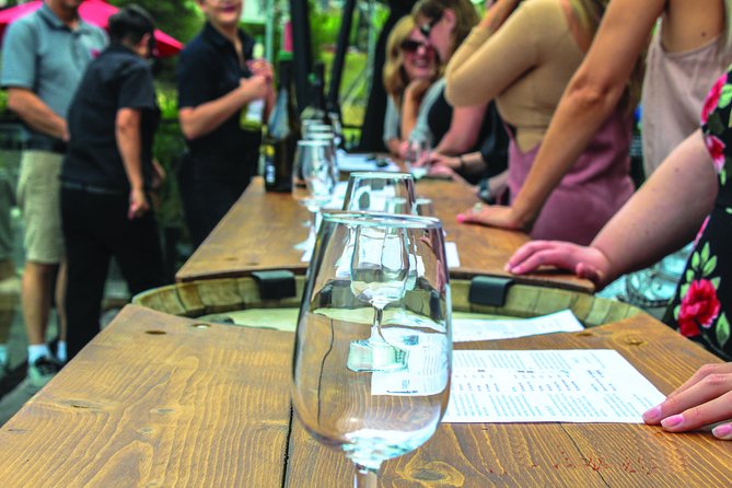 Kelowna or West Kelowna Afternoon Sightseeing Wine Tour - Should you book the Kelowna or West Kelowna route?