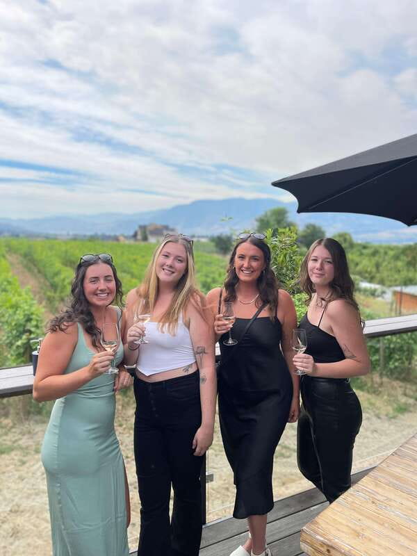 Kelowna: Sunset Sip Wine Tour - Is $116 good value for the Okanagan?