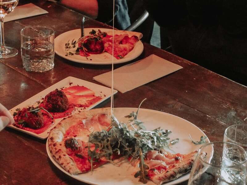 Kelowna: Walking Food Tour with 7 Tastings and 4 Drinks - Should you book A Taste of Kelowna Food Tours?