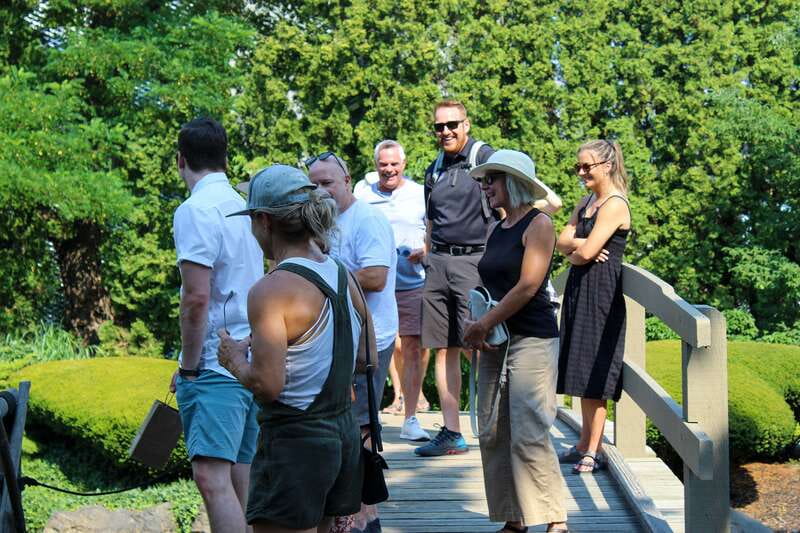 Kelowna: Walking Food Tour with 7 Tastings and 4 Drinks - A food tour with a real local connection
