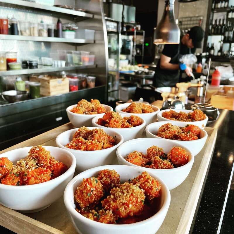 Kelowna: Walking Food Tour with 7 Tastings and 4 Drinks - The Cultural District and its public art