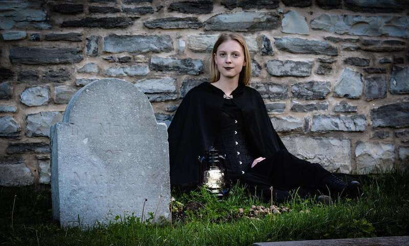 Kingston: Haunted Night Walking Tour - Starting on Ontario Street after sunset