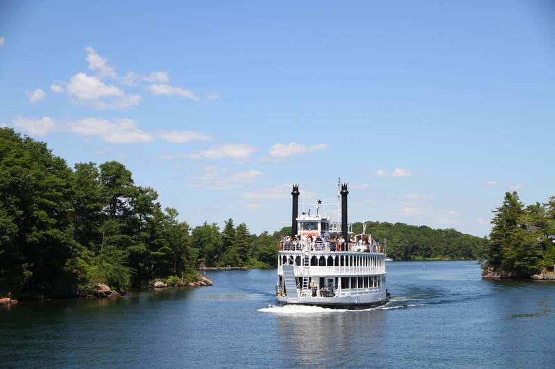 Kingston: Heart of the Thousand Islands Riverboat Cruise - Accessibility and practical limits