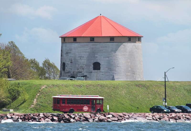 Kingston: Hop-On Hop-Off Trolley Tour - Fort Henry gives the eastern route its big view
