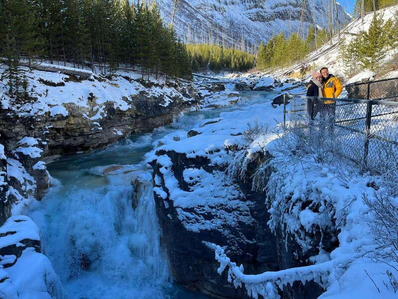 Kootenay: From Icy Mountain Rivers to Steamy Hot Springs - Should you book the Kootenay day trip?