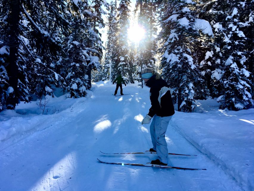 Lake Louise: Cross Country Skiing Lesson with Tour - The first two-hour guided ski section